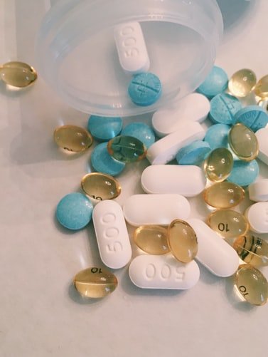 Label those pills by Pina Messina