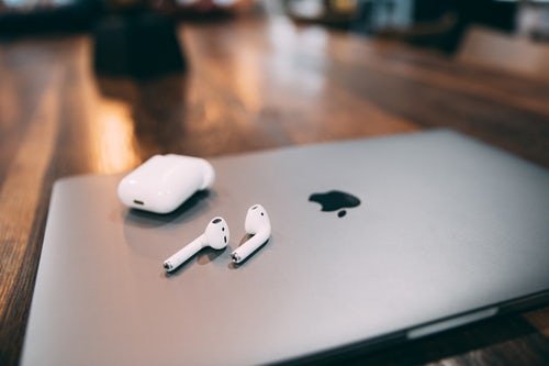 By KAL VISUALS (Unsplash)