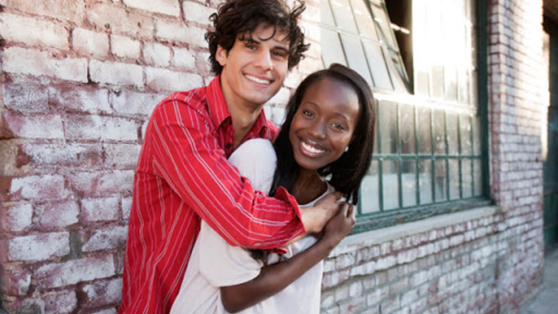 Finding Romance Abroad – Expat Dating Tips