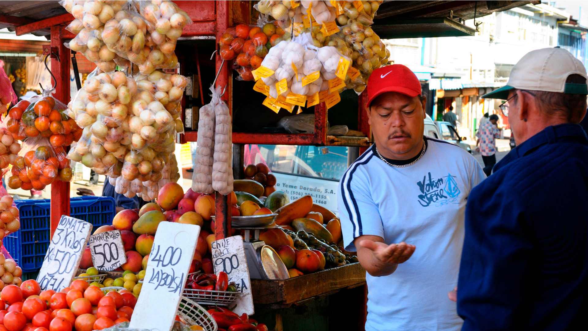 Useful Tips to Avoid “Gringo Prices” in Costa Rica