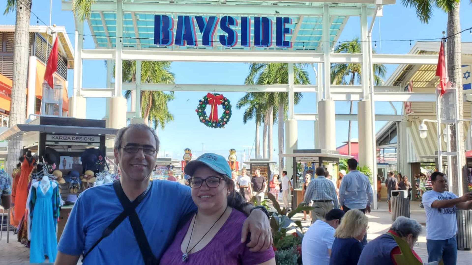My Journey to Expat Life: Román Vergara
